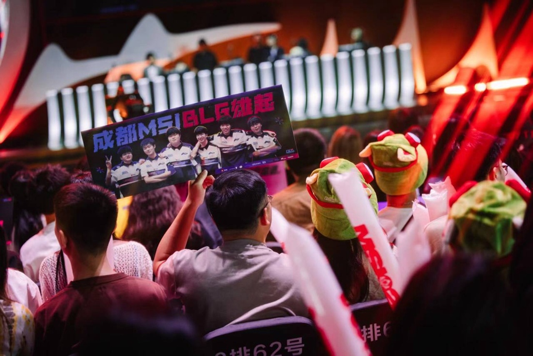 Crisp：和Doggo说了点垃圾话，他让我等死我也叫他等死