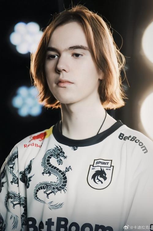 IEM 科隆 2024：轻松揽胜 NAVI 2-0击败Astralis