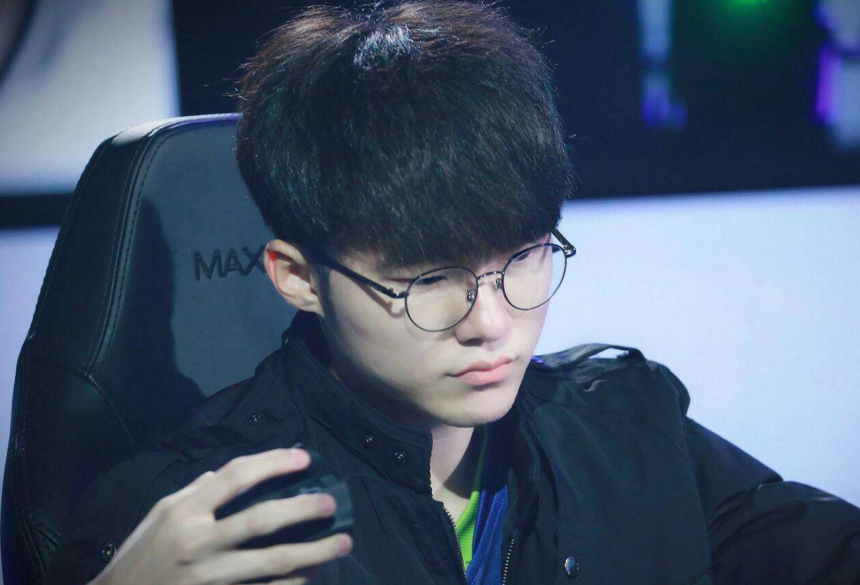 TES发布赛后返图：振羽翼，破云霄！下场比赛加油